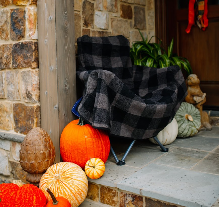 🍂 How to Dress Up Your Porch for Fall